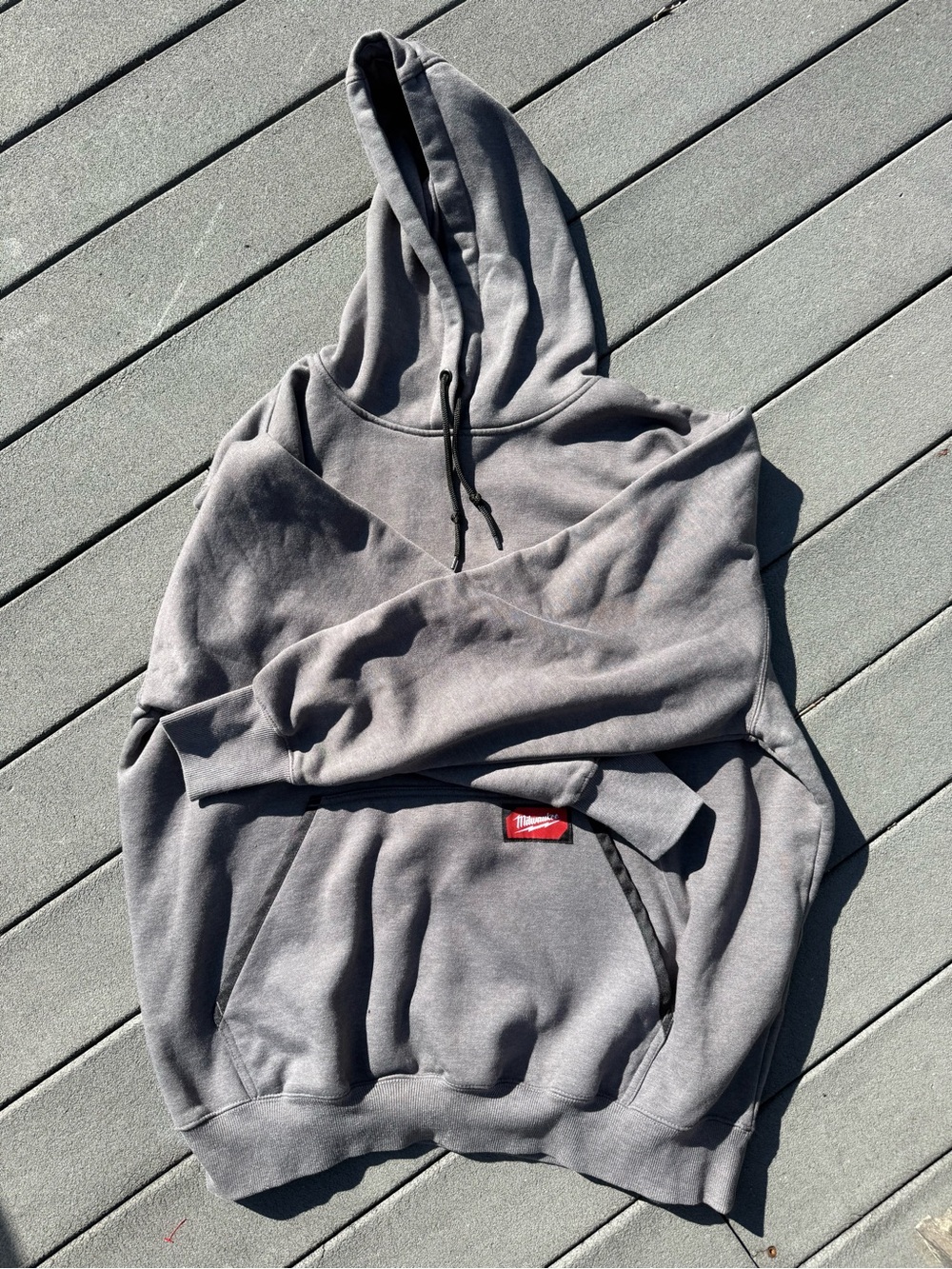 Men's Gray Hooded Sweatshirt Hoodie with Front Pocket: Milwaukee